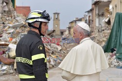 Spontaniczna wizyta Papieża Franciszka w Amatrice i Accumoli