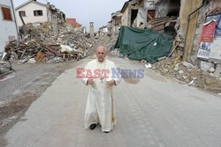 Spontaniczna wizyta Papieża Franciszka w Amatrice i Accumoli