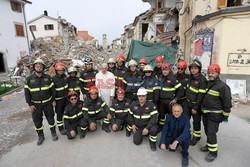 Spontaniczna wizyta Papieża Franciszka w Amatrice i Accumoli