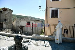 Spontaniczna wizyta Papieża Franciszka w Amatrice i Accumoli