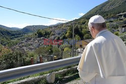 Spontaniczna wizyta Papieża Franciszka w Amatrice i Accumoli