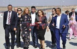 Lindsay Lohan spotyka się z syryjską rodziną w Turcji