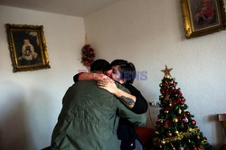Uchodźczyni z Iraku i macedoński policjant cztery miesiące po ślubie - AFP