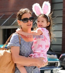 Katie Holmes z Suri