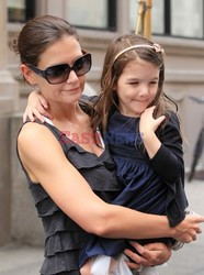 Katie Holmes z Suri