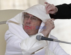 Zmagania Papieża Franciszka z wiatrem