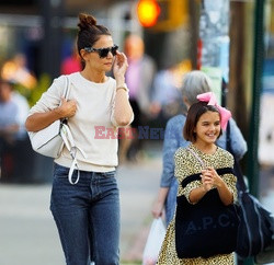 Katie Holmes na zakupach z córką