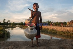 Życie w obozie dla uchodźców w Bangladeszu - REDUX