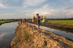 Życie w obozie dla uchodźców w Bangladeszu - REDUX