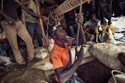 Burkina Faso - kopalnie złota - Noor Images