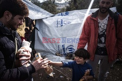 Uchodźcy w greckim Samos - NYT