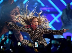 Dzika Jennifer Lopez