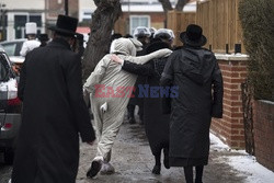 Londyńscy Żydzi obchodzą święto Purim - Eyevine