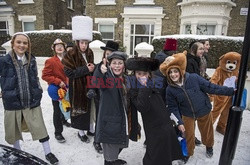 Londyńscy Żydzi obchodzą święto Purim - Eyevine