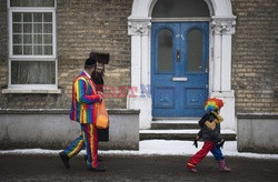 Londyńscy Żydzi obchodzą święto Purim - Eyevine