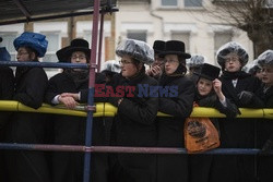 Londyńscy Żydzi obchodzą święto Purim - Eyevine