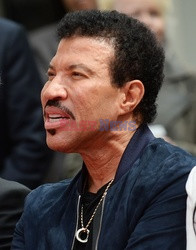 Lionel Richie odciska swoje dłonie i stopy