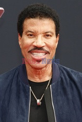 Lionel Richie odciska swoje dłonie i stopy