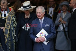 Brytyjska rodzina królewska i goście w Westminister Abbey