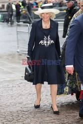 Brytyjska rodzina królewska i goście w Westminister Abbey