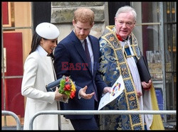 Brytyjska rodzina królewska i goście w Westminister Abbey