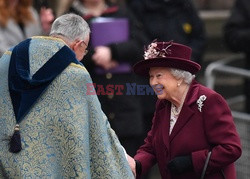 Brytyjska rodzina królewska i goście w Westminister Abbey