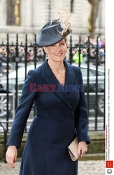 Brytyjska rodzina królewska i goście w Westminister Abbey