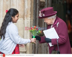 Brytyjska rodzina królewska i goście w Westminister Abbey