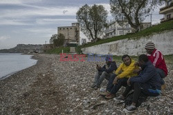 Życie uchodźców na greckiej wyspie Lesbos - NYT