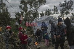 Życie uchodźców na greckiej wyspie Lesbos - NYT