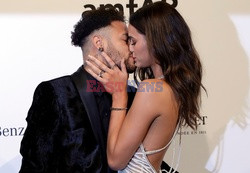 Neymar i Bruna Marquezine na imprezie amfAR w Sao Paulo