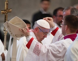 Papież Franciszek wyświęcił 16 nowych kapłanów