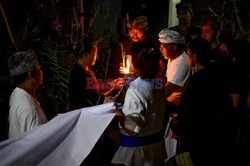 Ceremonia kremacji na wyspie Bali - AFP