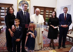 Premier Morawiecki z rodziną podczas audiencji u papieża Franciszka