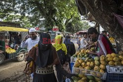 Lud Rohingya w Bangladeszu - Redux