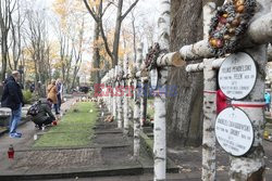 Wszystkich Świetych na Powązkach