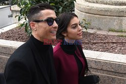 Cristiano Ronaldo i Georgina Rodriguez w drodze do sądu