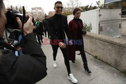 Cristiano Ronaldo i Georgina Rodriguez w drodze do sądu