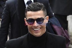 Cristiano Ronaldo i Georgina Rodriguez w drodze do sądu