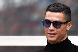 Cristiano Ronaldo i Georgina Rodriguez w drodze do sądu