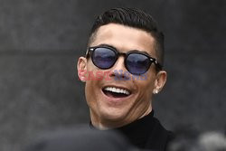 Cristiano Ronaldo i Georgina Rodriguez w drodze do sądu