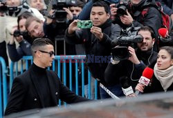 Cristiano Ronaldo i Georgina Rodriguez w drodze do sądu