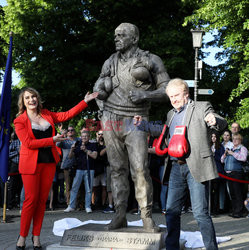 Pomnik  Feliksa "Papy" Stamma