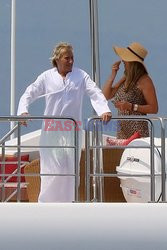 Rod Stewart i Penny Lancaster w Saint Tropez