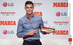 Cristiano Ronaldo uhonorowany przez magazyn Marca