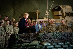 Donald Trump odwiedził żołnierzy w Afganistanie