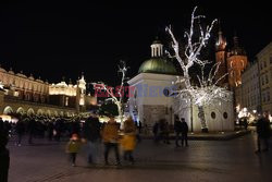 Świąteczne iluminacje w kraju