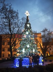 Świąteczne iluminacje w kraju