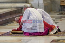 Droga Kryżowa z udziałem Papieża Franciszka w Watykanie