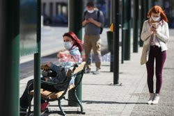 Obowiązuje nakaz zasłaniania nosa i ust